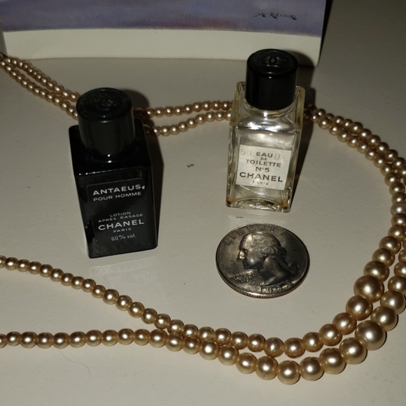 2X small empty Chanel bottles - Picture 2 of 4